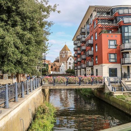 River View - Kingston Kingston upon Thames  Bagian luar foto