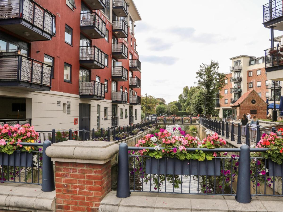 River View - Kingston Kingston upon Thames  Bagian luar foto